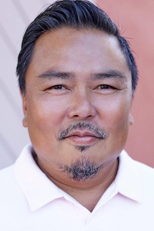 Cover image for Derek Basco