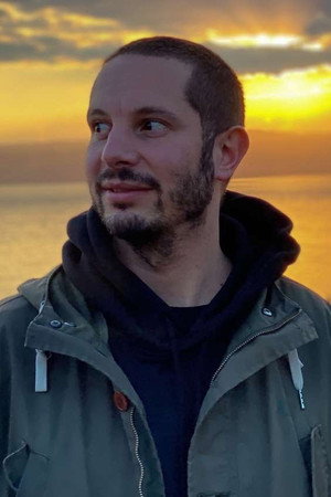 Cover image for Nadim Carlsen