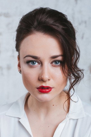 Cover image for Ингрид Олеринская