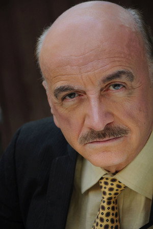 Cover image for Ruben Rabasa