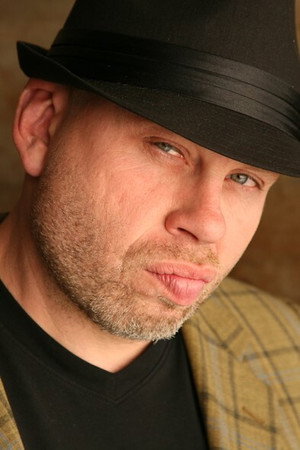 Cover image for Vince Lozano