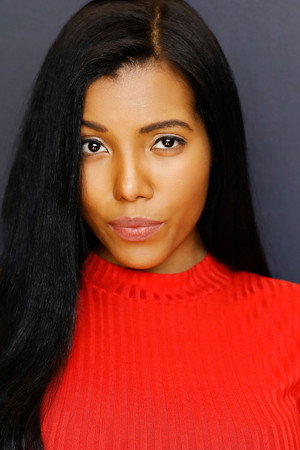 Cover image for Mariel Suarez