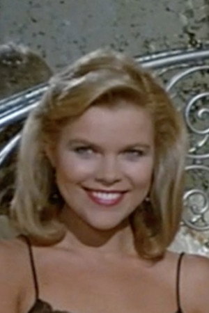 Cover image for Carey More