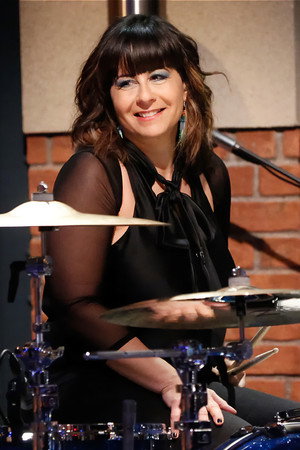 Cover image for Janet Weiss