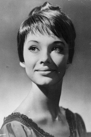 Cover image for Людмила Савельева