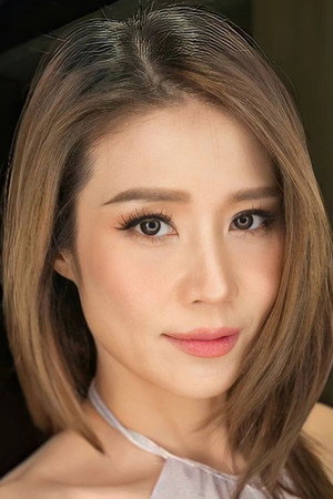 Cover image for กรภัสสรณ์ รัตนเมธานนท์