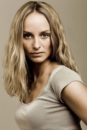Cover image for Lara-Joy Körner