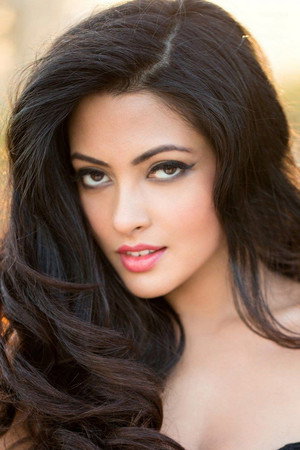 Cover image for Riya Sen