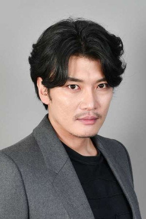 Cover image for Kim Yoon-sung