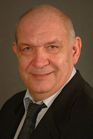 Cover image for Valentin Teodosiu