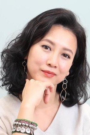 Cover image for 戸田菜穂