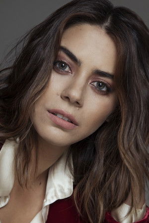 Cover image for Lorenza Izzo
