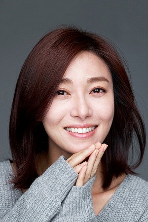 Cover image for 장영남
