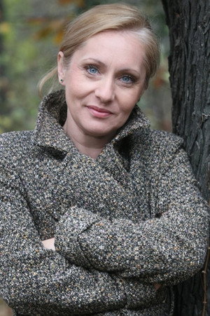 Cover image for Manuela Ciucur