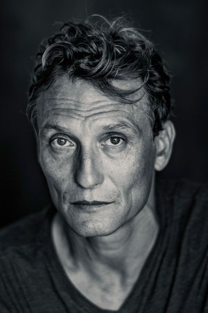 Cover image for Oliver Masucci
