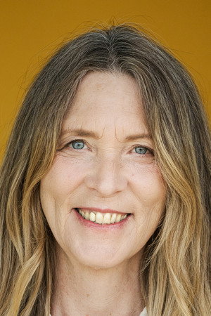 Cover image for Stacy Thunes