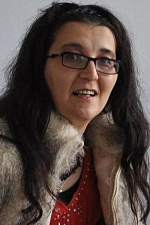 Cover image for Adriana Macsut