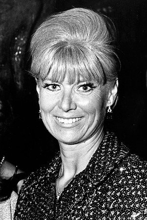 Cover image for Sheila MacRae