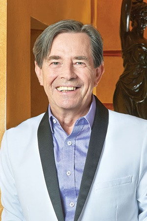 Cover image for John Paul Young