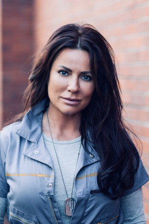 Cover image for Angie Pack