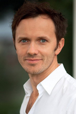 Cover image for Renārs Kaupers