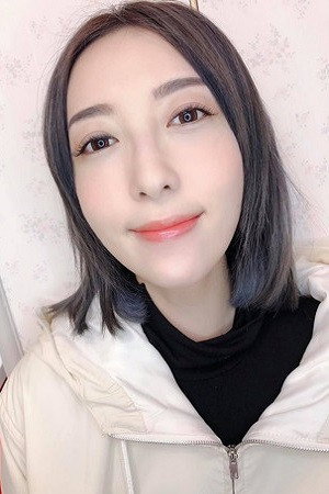 Cover image for Yi-Chen Tsai
