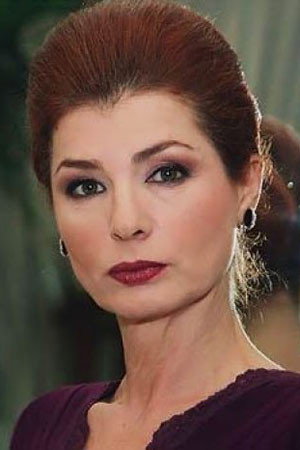 Cover image for Güngör Bayrak