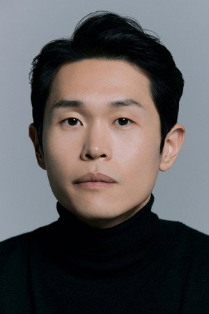 Cover image for 강길우