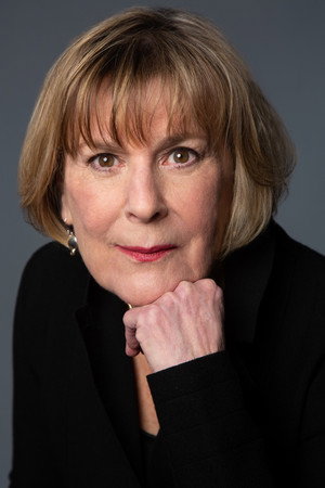 Cover image for Cynthia Mace