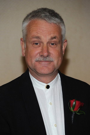 Cover image for Alar Kivilo