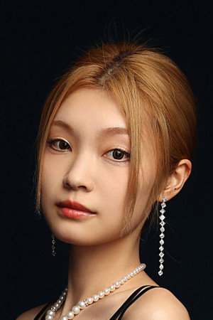 Cover image for 謝咏欣