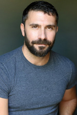 Cover image for Luis Carazo
