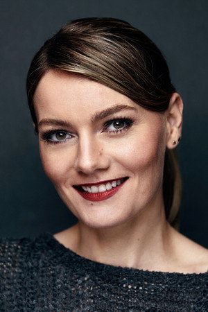 Cover image for Martina Hill