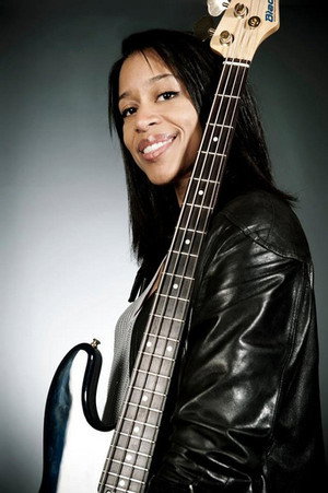 Cover image for Yolanda Charles