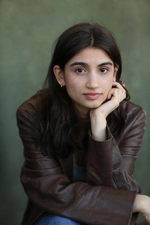 Cover image for Mia Tharia