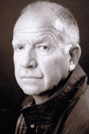 Cover image for Tom Chadbon