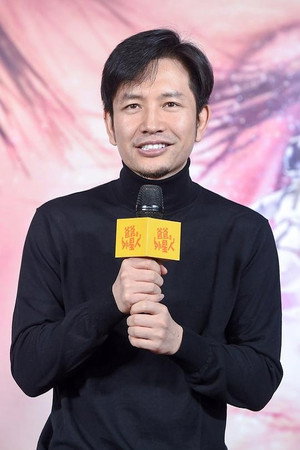 Cover image for 任钊萱