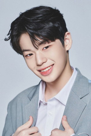 Cover image for Mun Jung Hyun