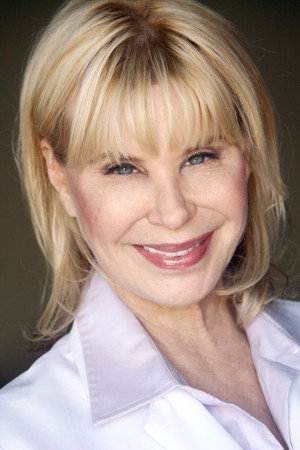 Cover image for Elizabeth Carder