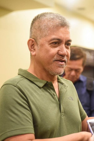Cover image for Neil Daza