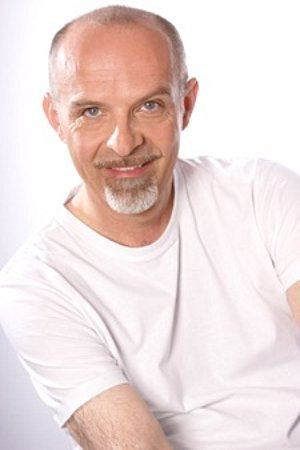 Cover image for Vlasto Peyitch