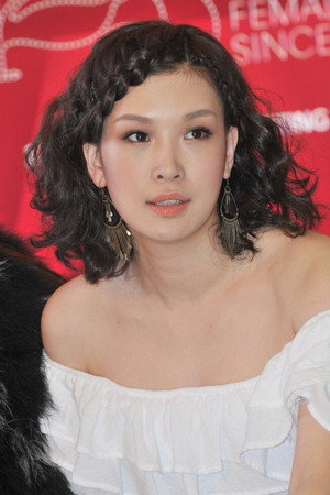 Cover image for Tong Chenjie