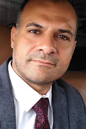 Cover image for Ahmed Abdel Razek