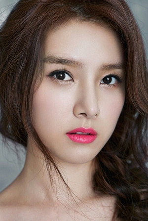 Cover image for Kim So-hye