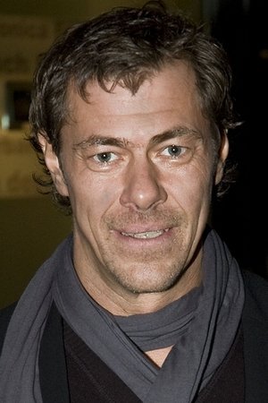 Cover image for Sven Martinek