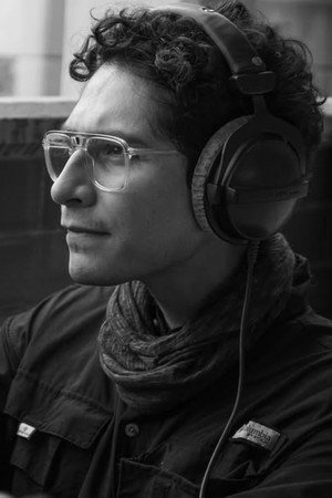 Cover image for Jorge Leal Carrera