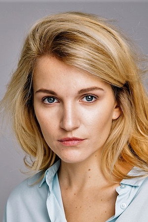 Cover image for Евгения Малахова