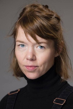 Cover image for Anna Maxwell Martin