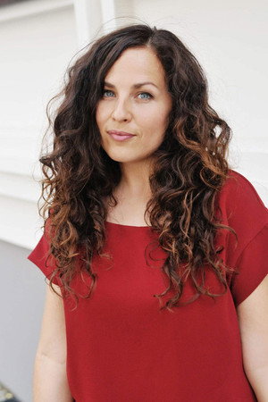 Cover image for Nora Jokhosha