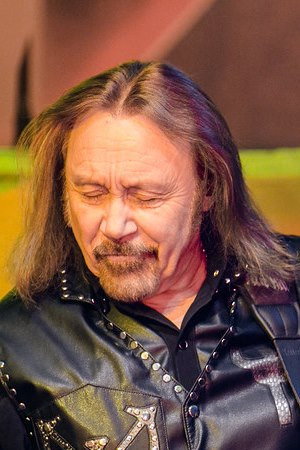 Cover image for Ian Hill